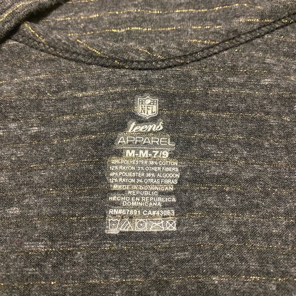 NFL Teen’s Apparel Size M 7/9 New Orleans Saints Short Sleeve T-Shirt Keyhole - Picture 3 of 7